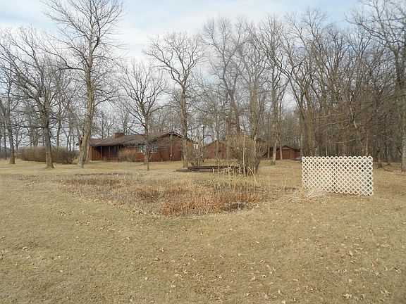 5th image of 24020 Liberty Dr