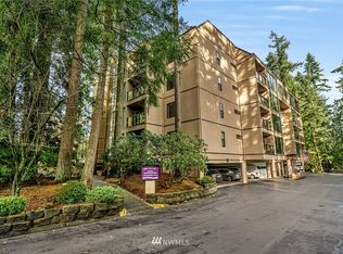 15512 Country Club Dr APT B33, Bothell, WA 98012