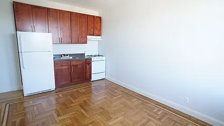 Rented by Karten & Lowe New York Real Estate LLC