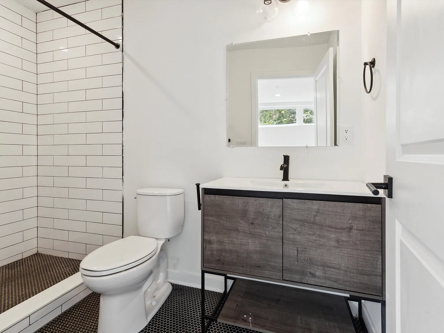 1514 Master ST Unit C1 — Photo 3