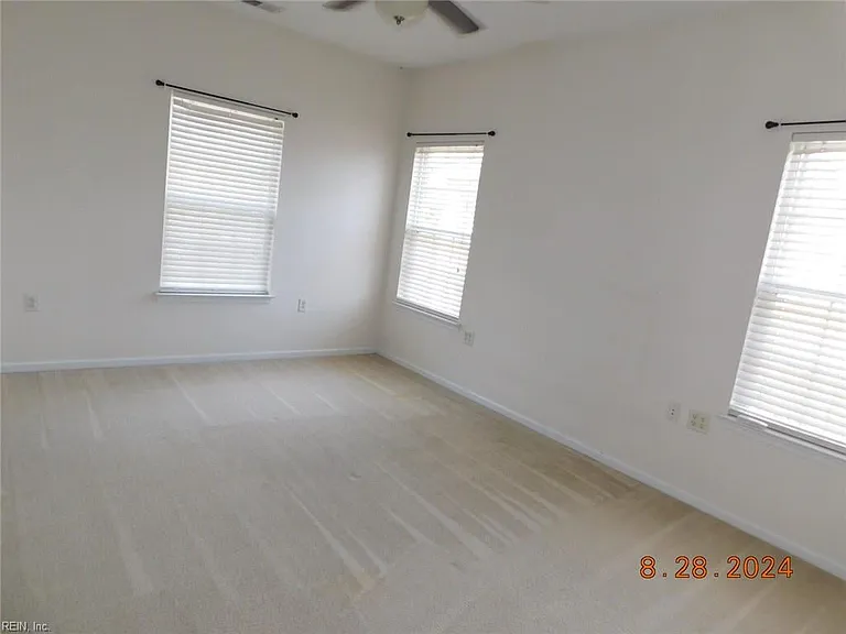 2381 Wessington Dr — Photo 9