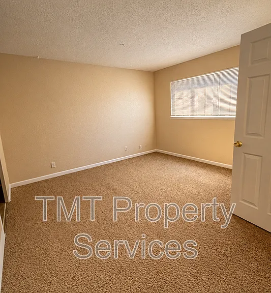 2533 Stansberry Way — Photo 8