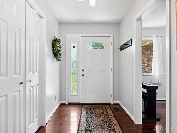 4th image of 2530 Kenmont Ct