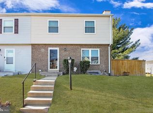 914 Nadine Ct, Landover, MD 20785