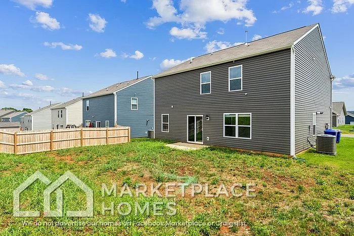 1208 Cole Dr — Photo 29