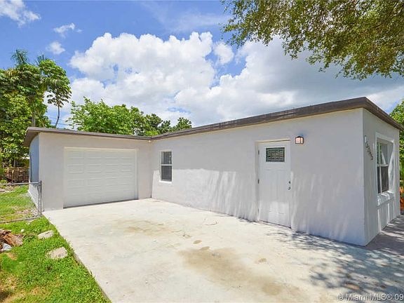 2nd image of 15345 Leisure Dr