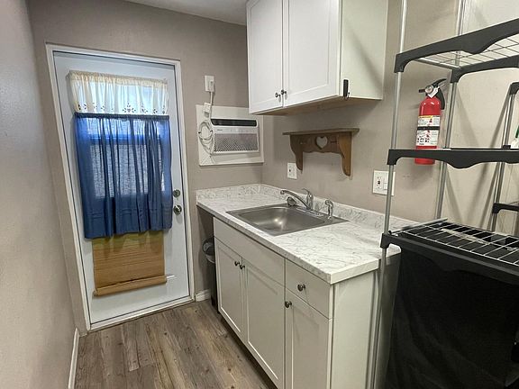 3rd image of 6370 33rd St N #B