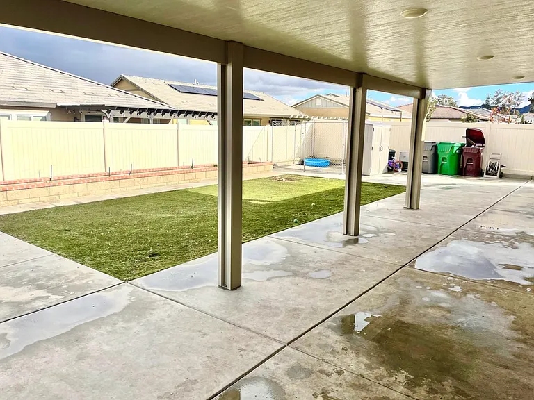 31810 Ives Ct — Photo 2