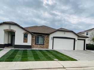 1750 Bella Terra Dr, Manteca, CA