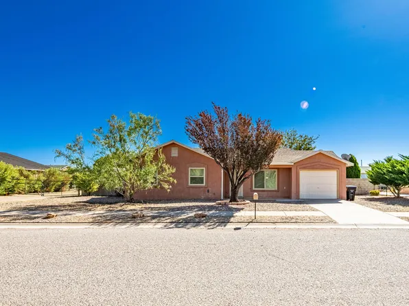 215 Loma Verde Dr, Belen, NM 87002