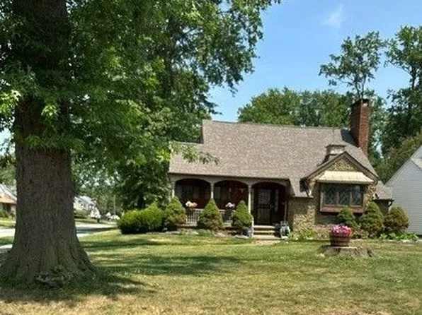 (undisclosed Address), Euclid, OH 44132
