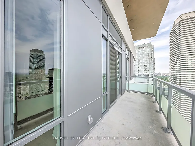 50 Dunfield Ave #LPH18 — Photo 14