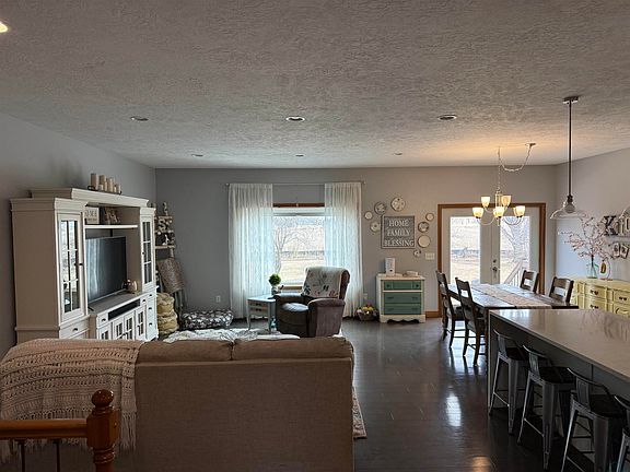 4th image of 1301 Over Dr