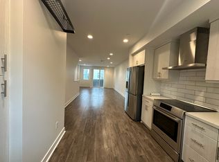 1410 Prescott St, Oakland, CA 94607