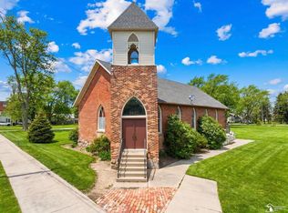8450 Brown St, Ottawa Lake, MI 49267