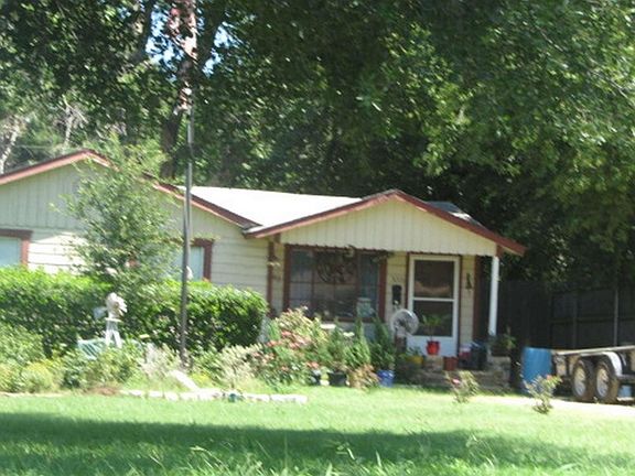 2nd image of 3206 Eastridge Dr