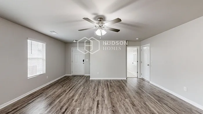 814 Kent Dr — Photo 8