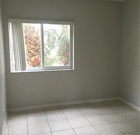 3rd image of 11607 Royal Palm Blvd
