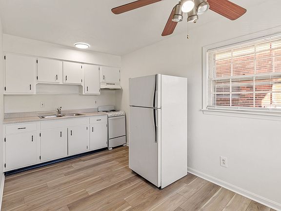 5th image of 4203 Foreman Ln Office 4
