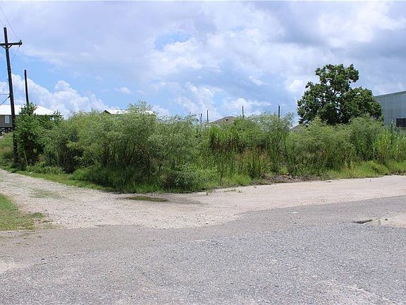 2nd image of 26880 Chef Menteur Hwy