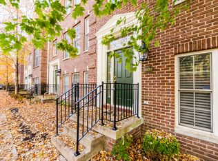 8679 Meridian Square Dr, Indianapolis, IN 46240