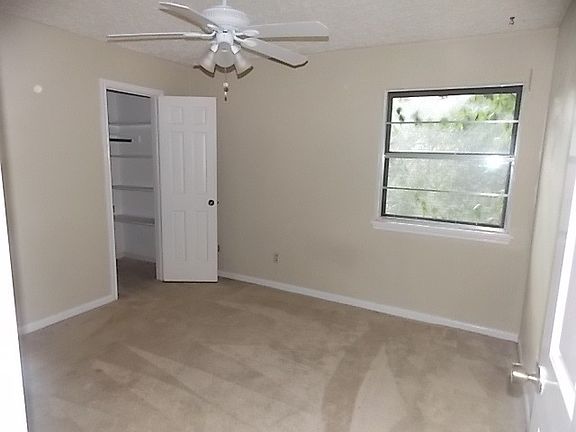 5th image of 27406 Farmcreek Dr