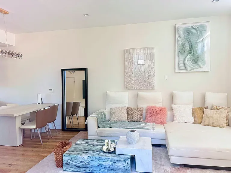 511 N Santa Anita Ave #A — Photo 2