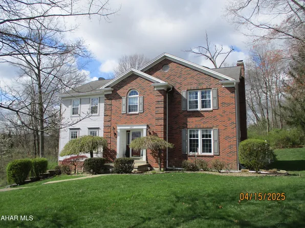 367 Coventry Ct, Hollidaysburg, PA 16648