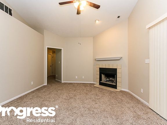 2nd image of 4934 Wisteria Dr