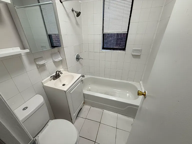 6308 Broadway #5E — Photo 12
