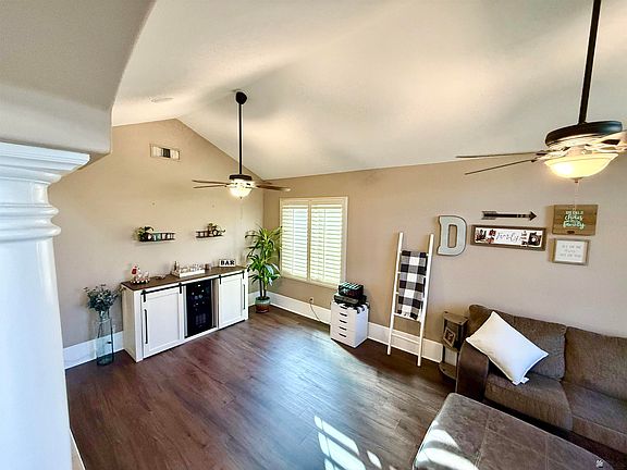 3rd image of 3049 W 12th Ln