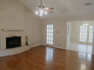 279 Neches Trce, Palestine, TX