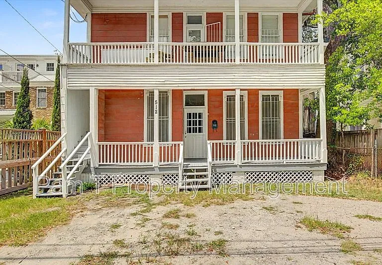 512 E Waldburg Ln — Photo 1