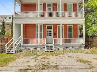 512 E Waldburg Ln, Savannah, GA 31401