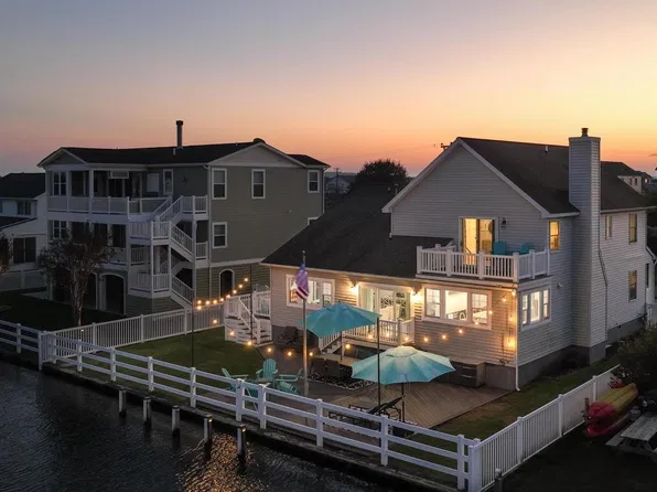 226 Carlisle Rd, Bethany Beach, DE 19930