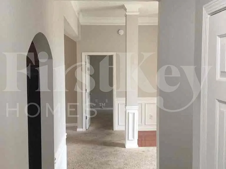 50 Greenway Dr — Photo 5