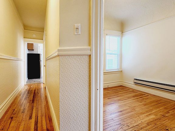 3rd image of 460 Fell St APT 12