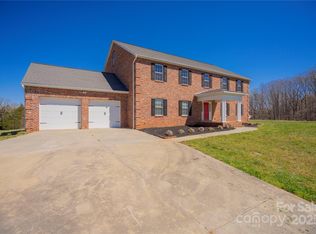 2536 Tyro Rd, Lexington, NC 27295