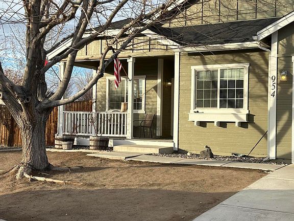 2nd image of 954 Iris Ln