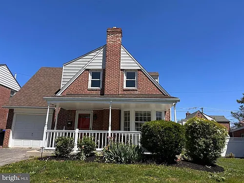 601 Willowbrook Rd Photo 1