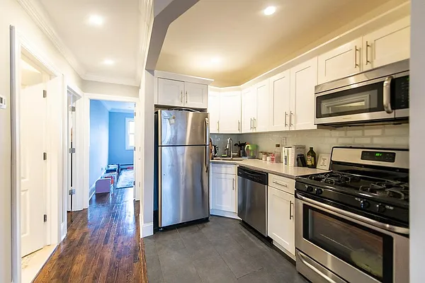 Rented by Michel Madie Real Estate Services | media 9