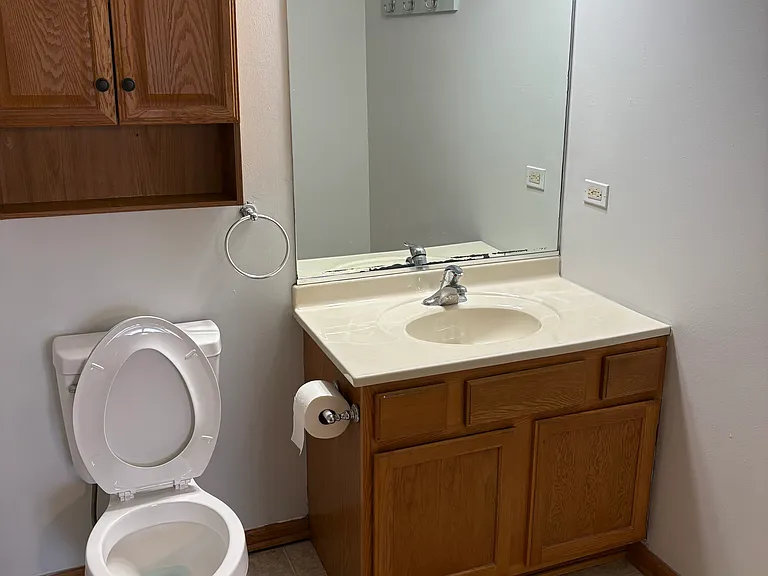102 Louie Ln #B — Photo 3