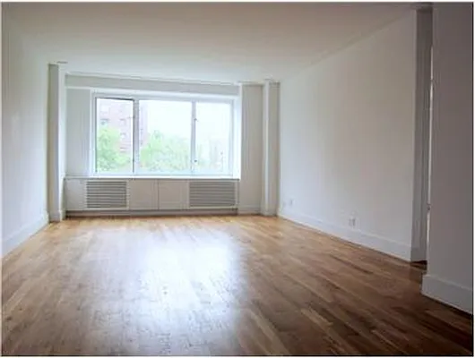 Rented by Douglas Elliman | media 28