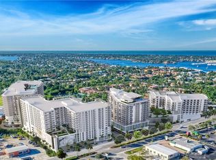 1925 Metropolitan Blvd #601, Naples, FL 34112