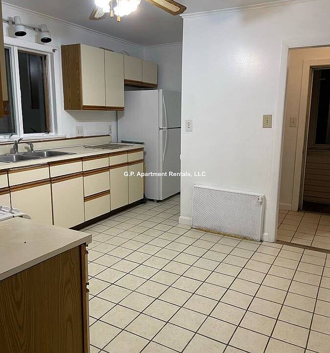 76 Floyd St 1, Everett, MA 02149 Zillow