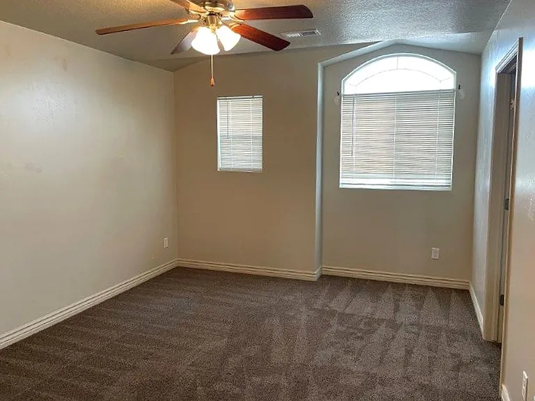 2378 S Knights Way — Photo 9
