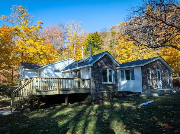 302 S Mountain Road, New City, NY 10956