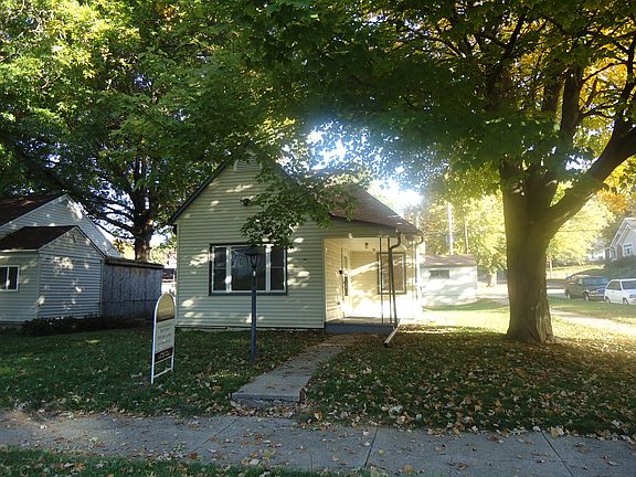 2nd image of 2947 Edmond St