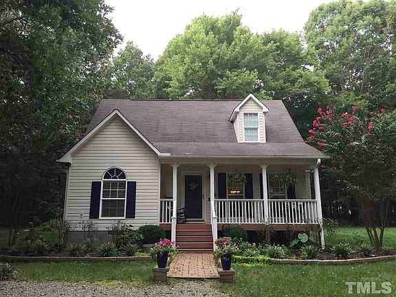 3rd image of 6403 Amber Dr