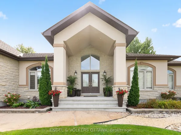 6652 Pebble Trail Way, Ottawa, ON K4P 0B6